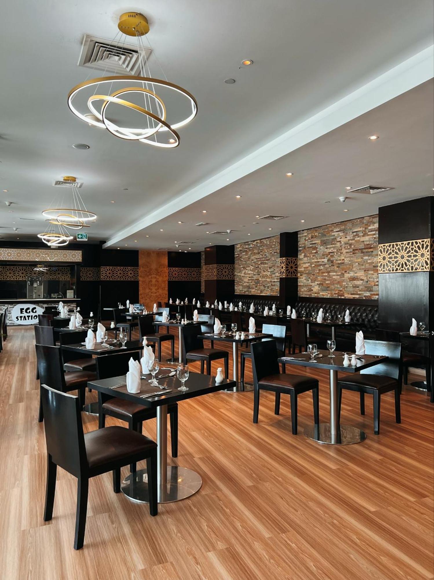 马弗拉克中央千禧酒店 阿布扎比 外观 照片